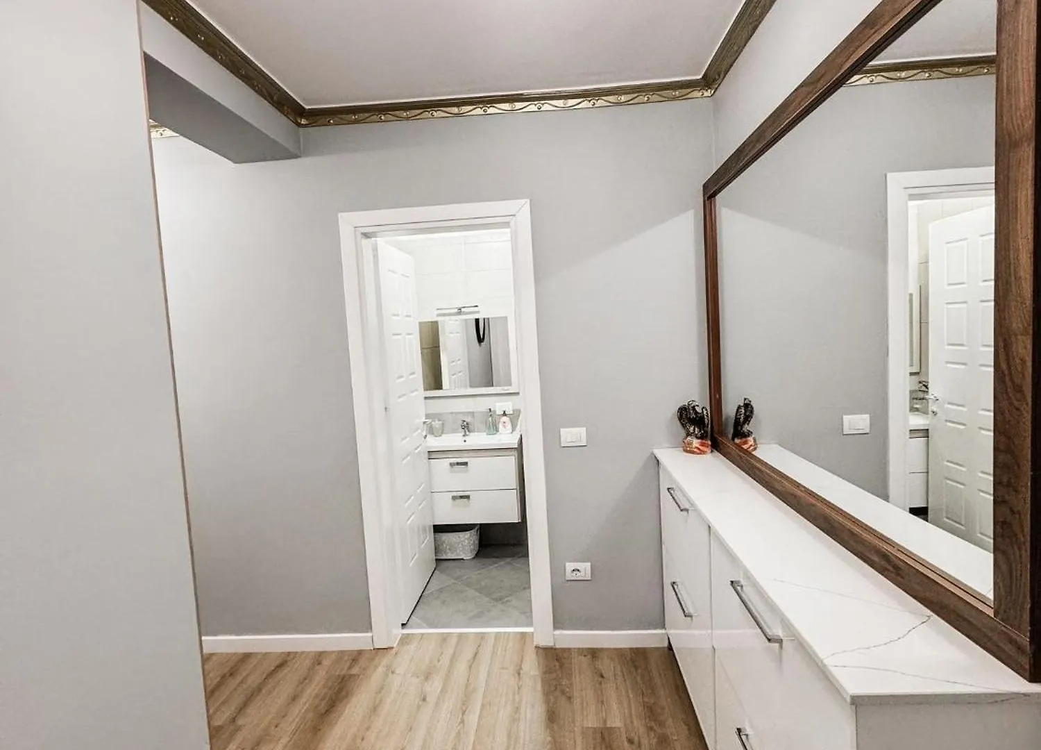 Durres Beach Apartment Golem
